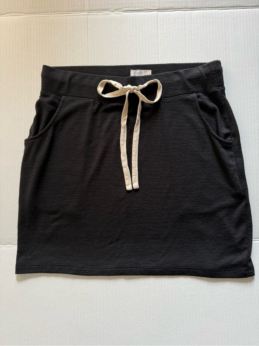 Market & Spruce Black Knit Drawstring Mini Skirt Size Medium